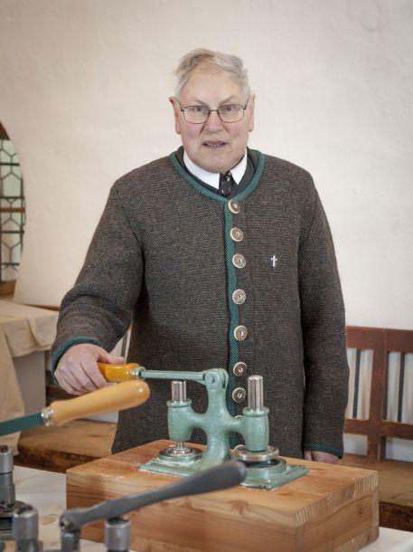 © Peter Elvin Peter Perkmann