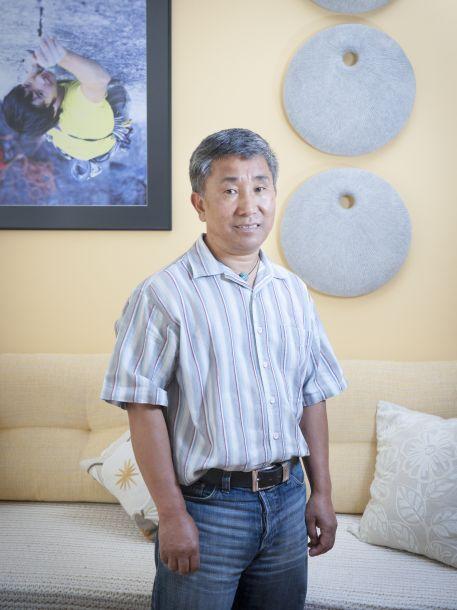 © Peter Elvin Rinzi Lama