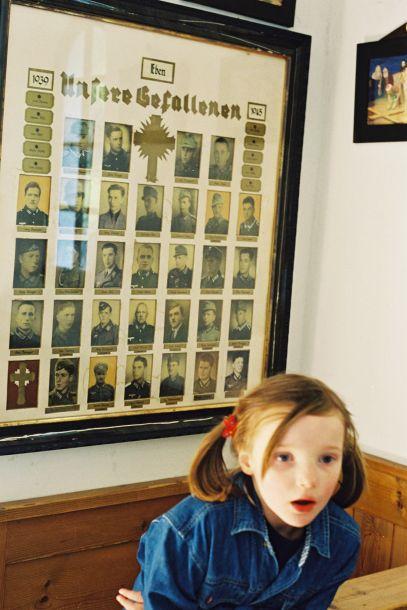 Ursula Neuhauser - Landesfotodokumentation 2002